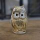 Hibou en grès émaillé par Judy Taylor