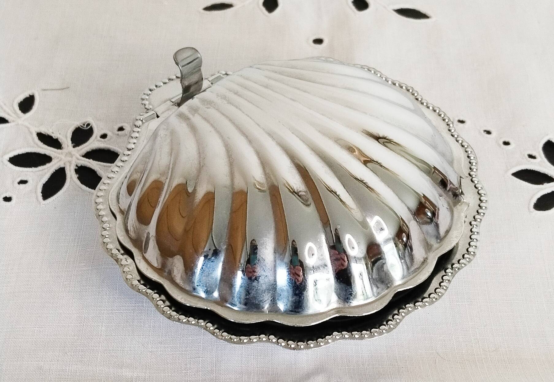 Scallop shell butter dish in metal and glass