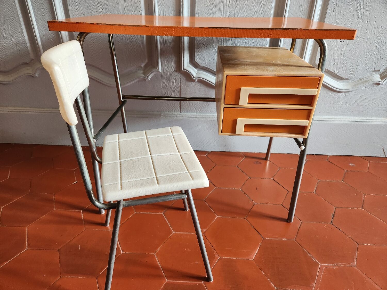 Children's desk from the 1970s.