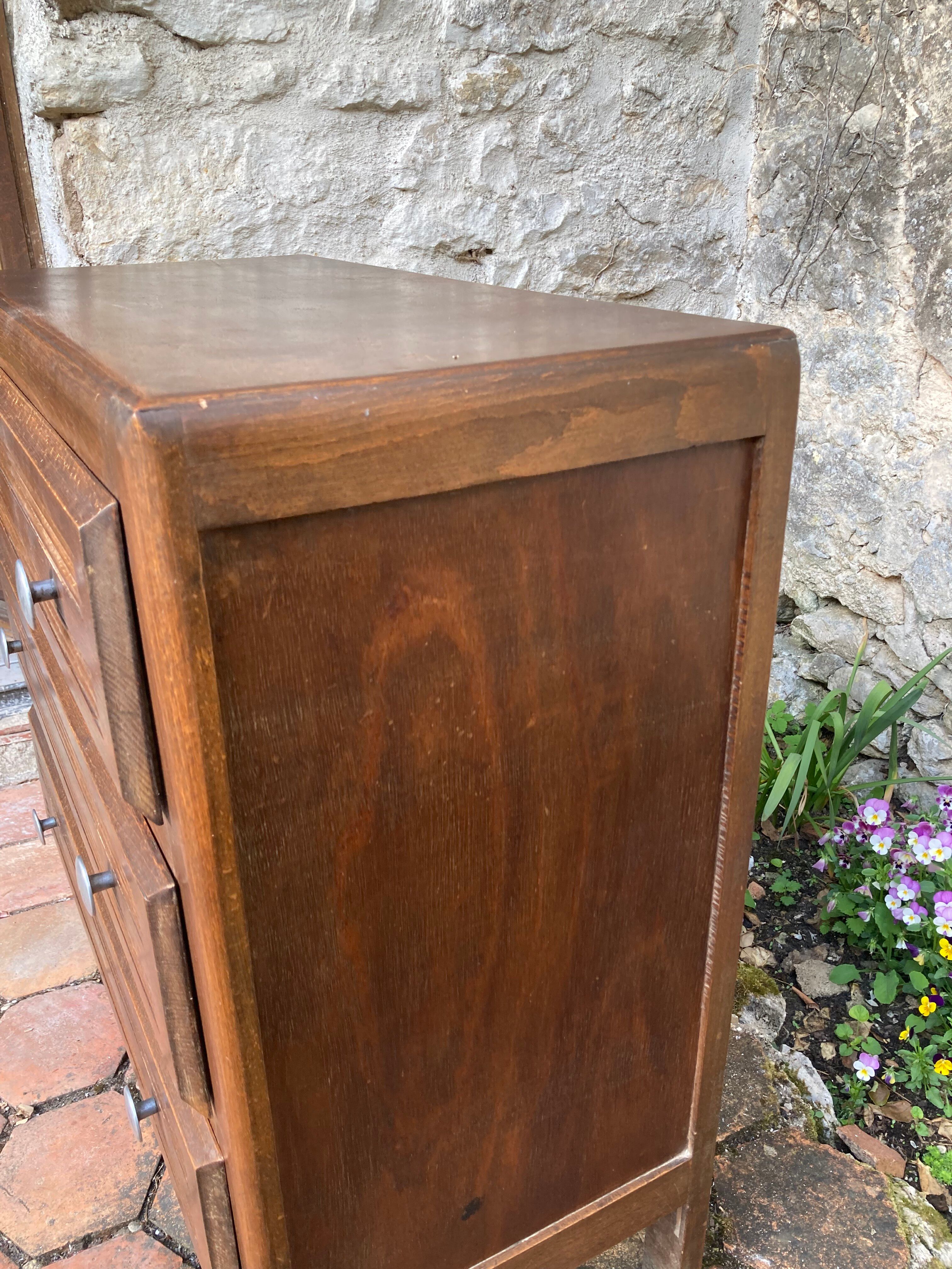 Commode vintage
