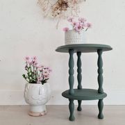 Plant holder in wood