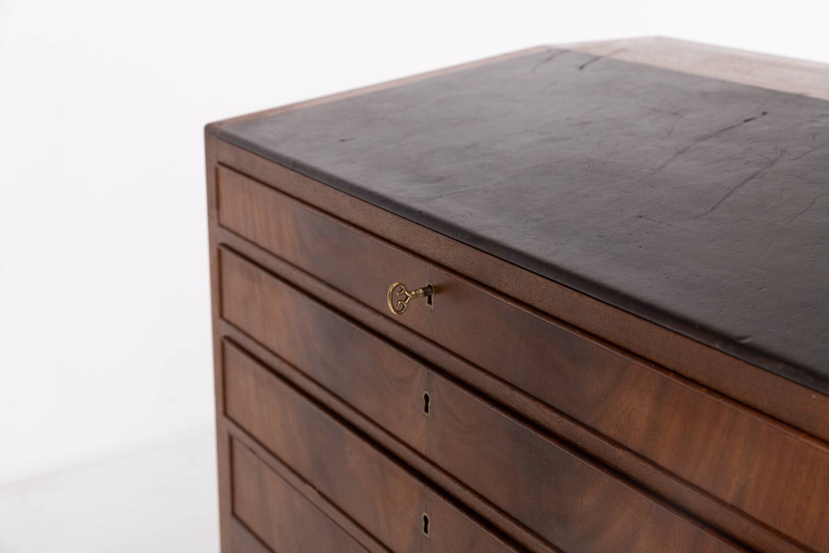 Bureau debout danois moderne du milieu du siècle de Frits Henningsen