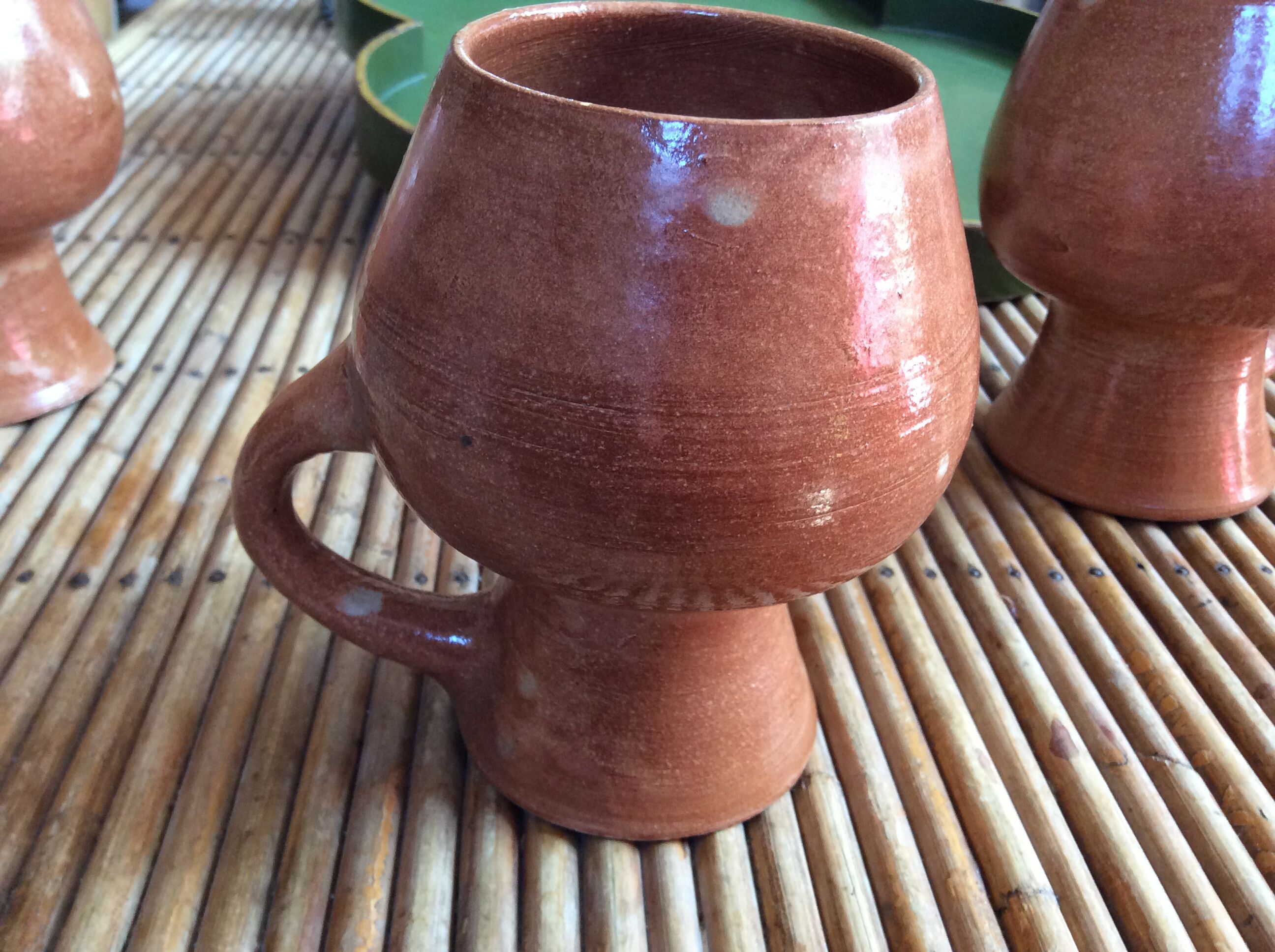 Series of 3 cups in sandstone