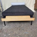 Vintage daybed