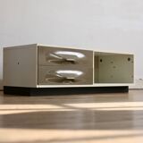 Meuble de rangement bas, Raymond Loewy, Doubinsky Frères, années 70