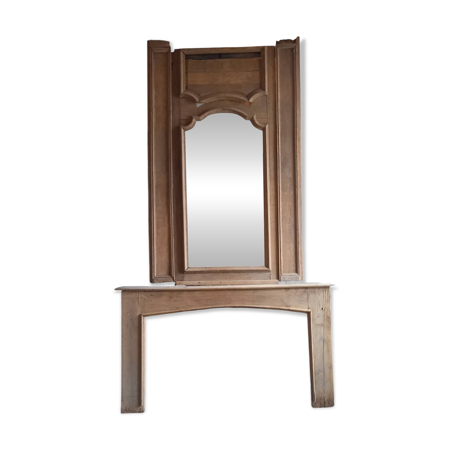 Cheminée et trumeau de château XVIIIe en chêne