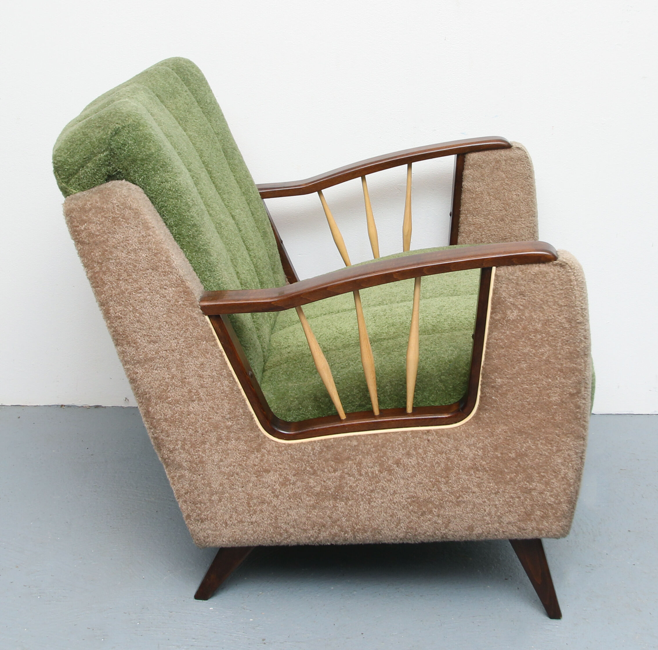 1950s chair in beige and green