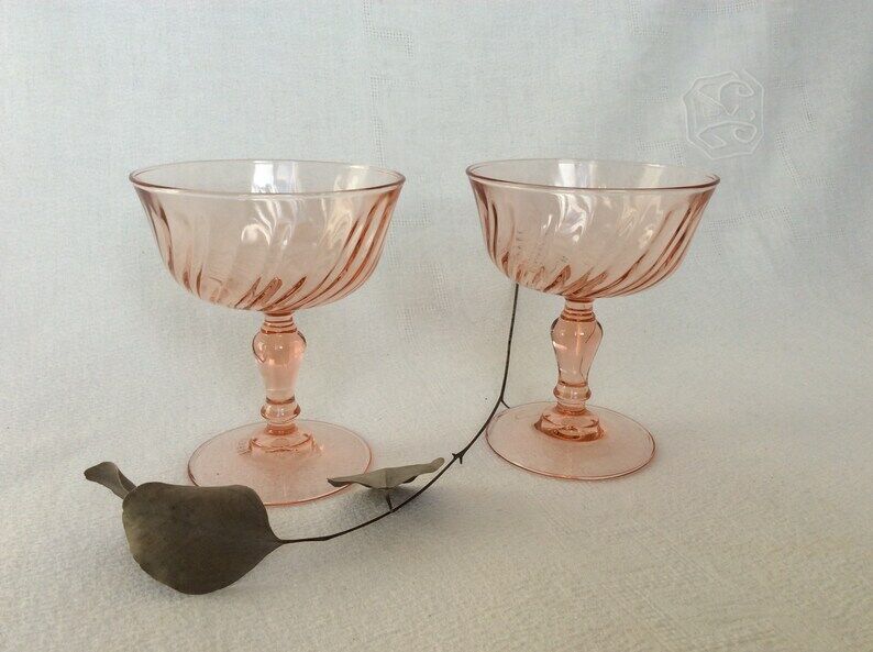 Set of 2 champagne glasses Luminarc Rosaline cocktail 70s