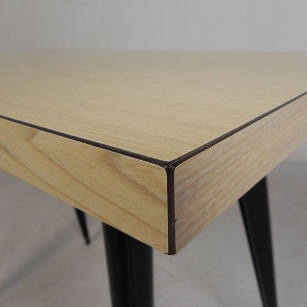 Table bistrot Henri Julien, modèle Tolix T55 avec plateau en Formica, années 1950