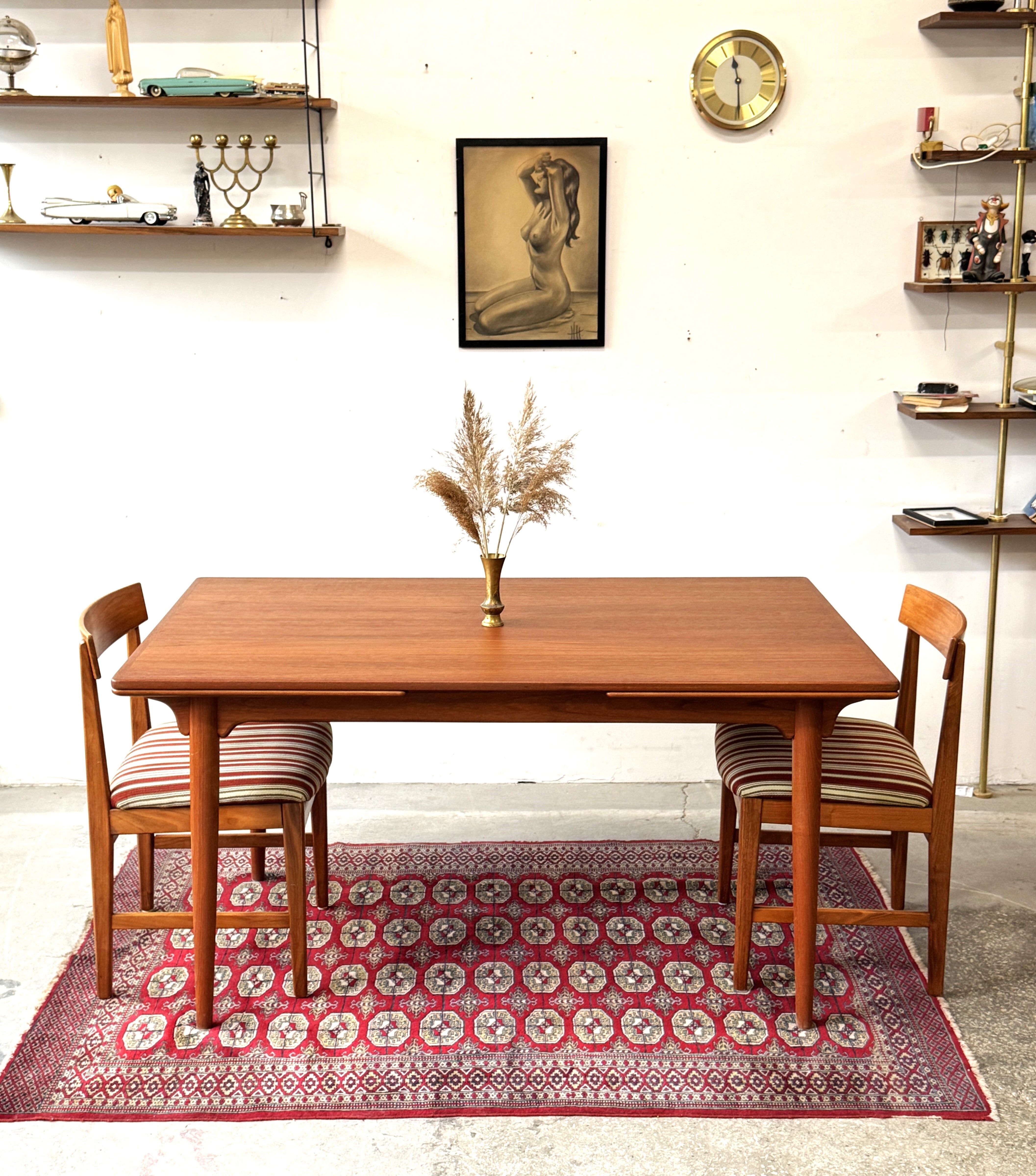 Table Model #54, designed by G. Omann, Denmark 1960s, mid-c, vnt