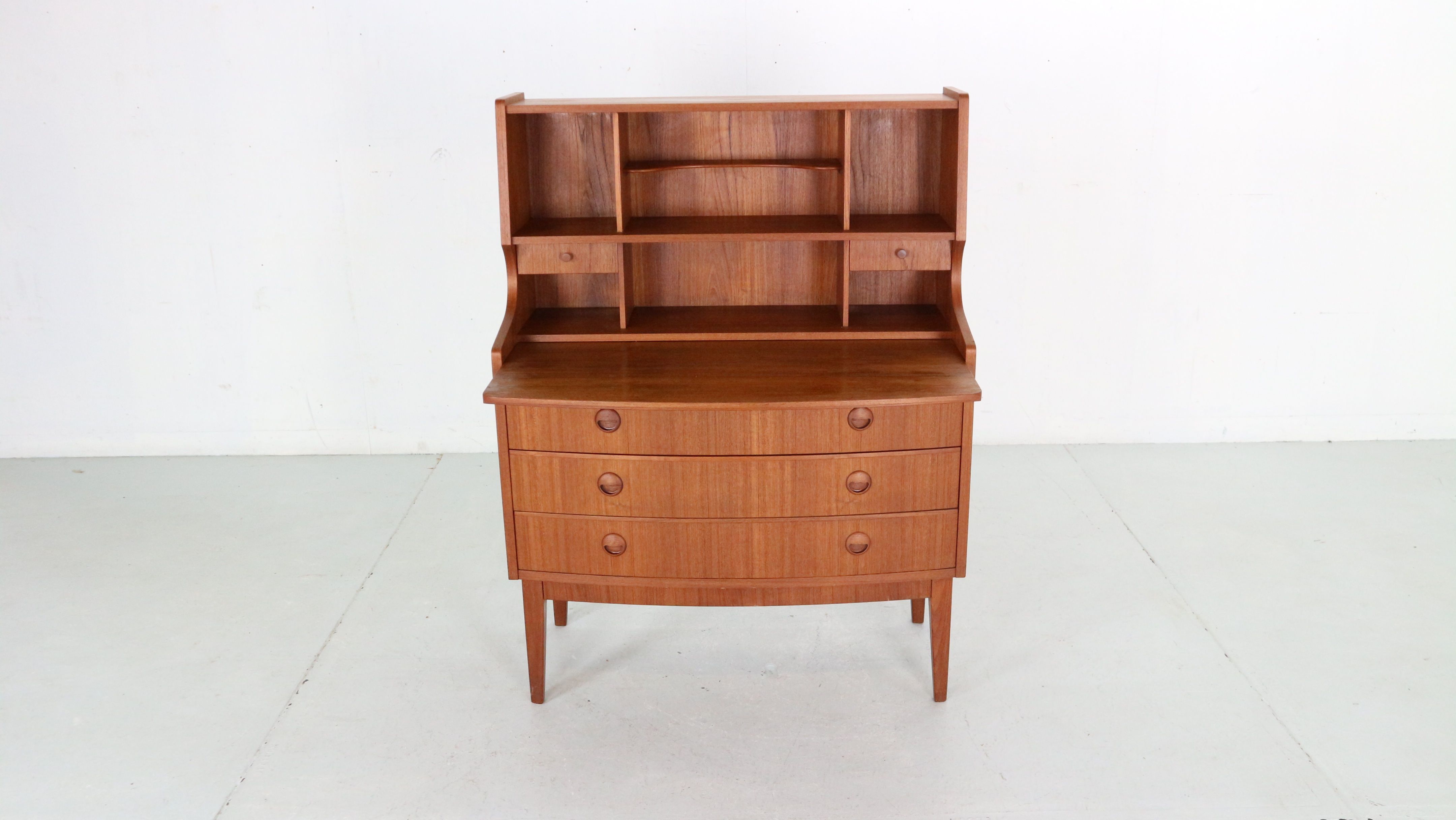Secretary desk, 1960