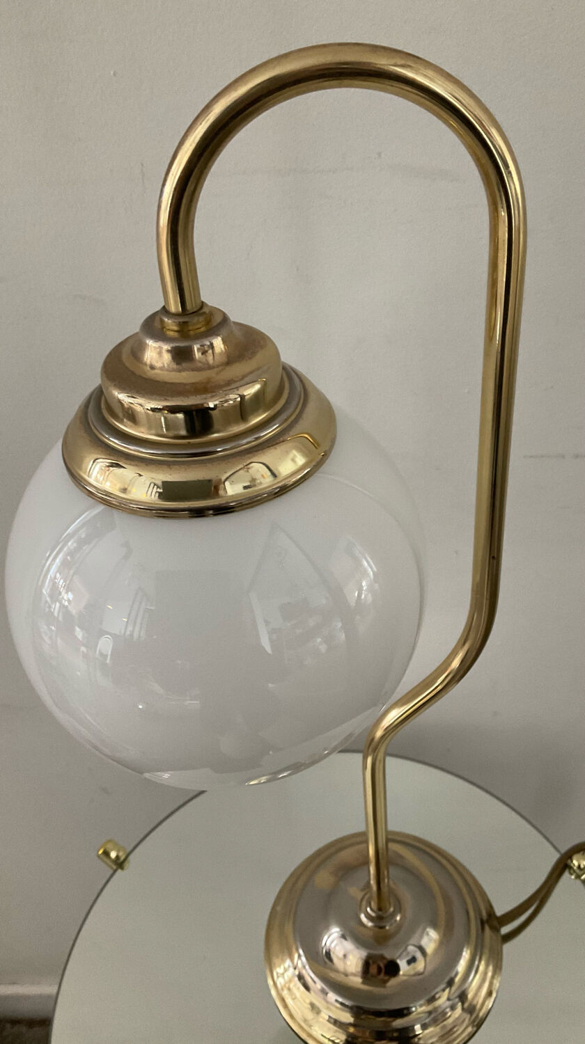Vintage lamp from the 70s in brass and opaline