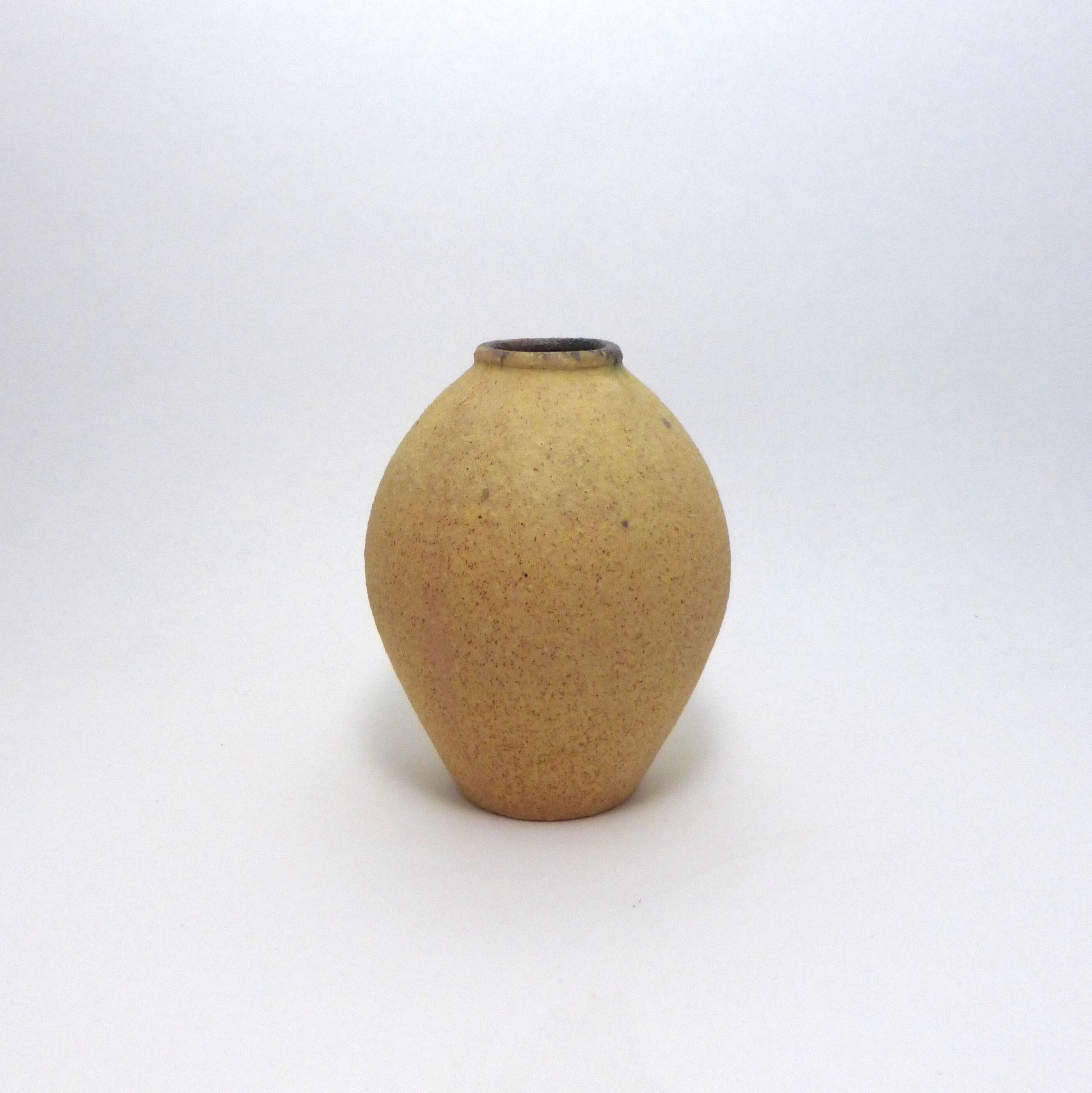 Ovoid vase potters of Accolay 1960