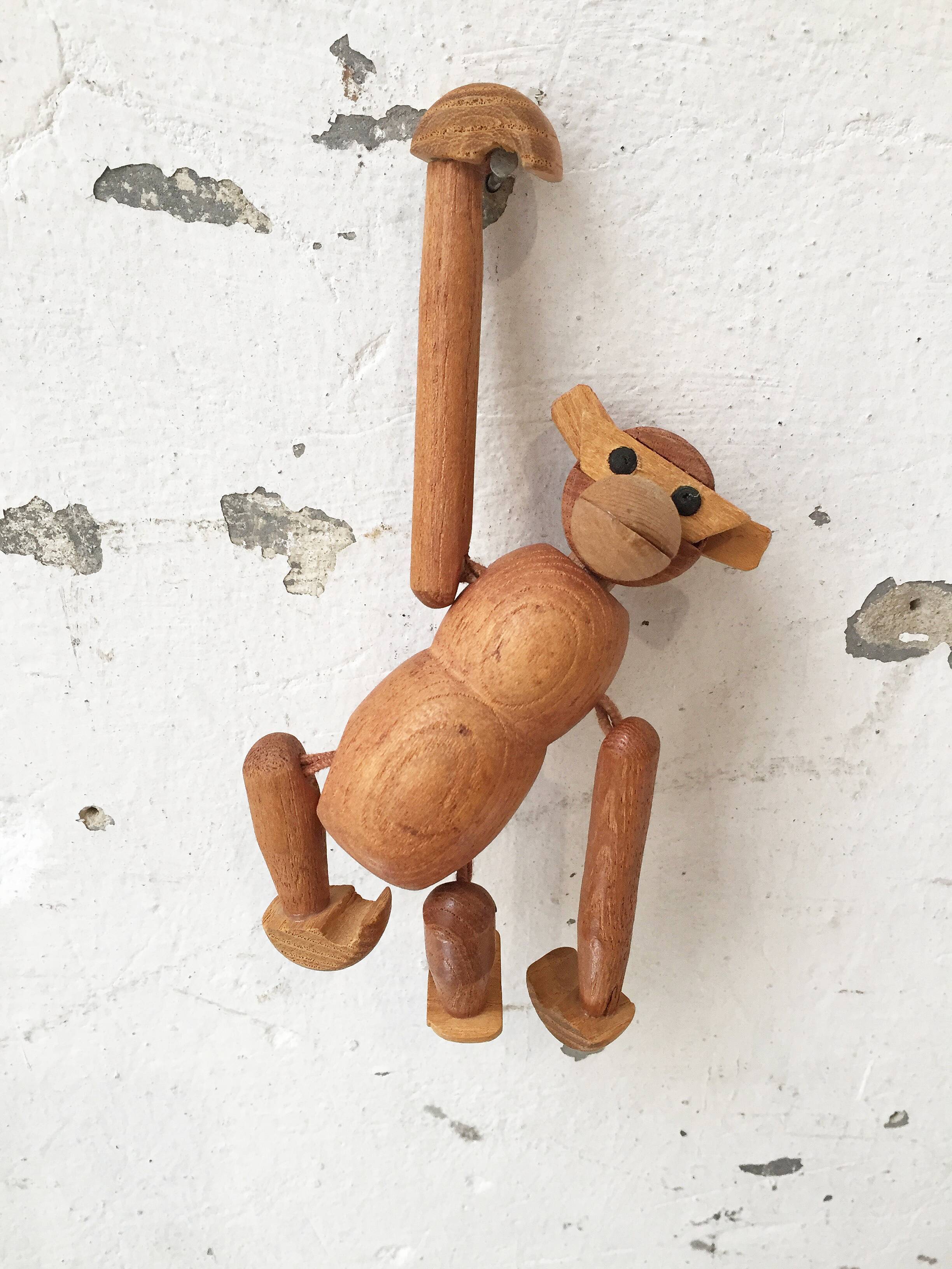 Monkey Zoo Line wood vintage