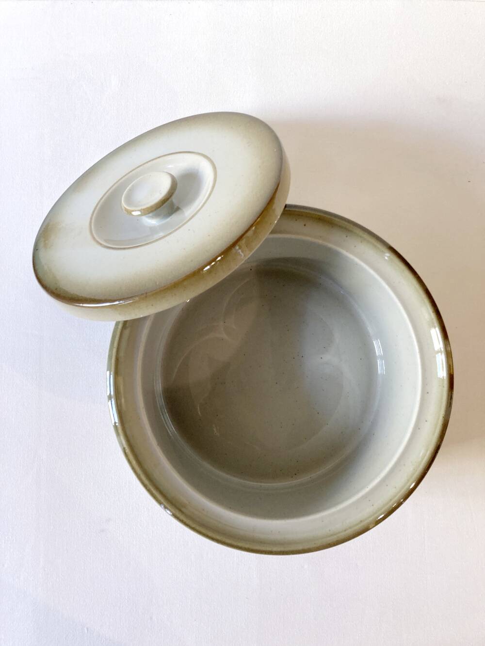 High-fired stoneware dish/tureen, Brenne earthenware factory, 1970s-1980s