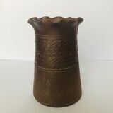 Vase en faïence brun