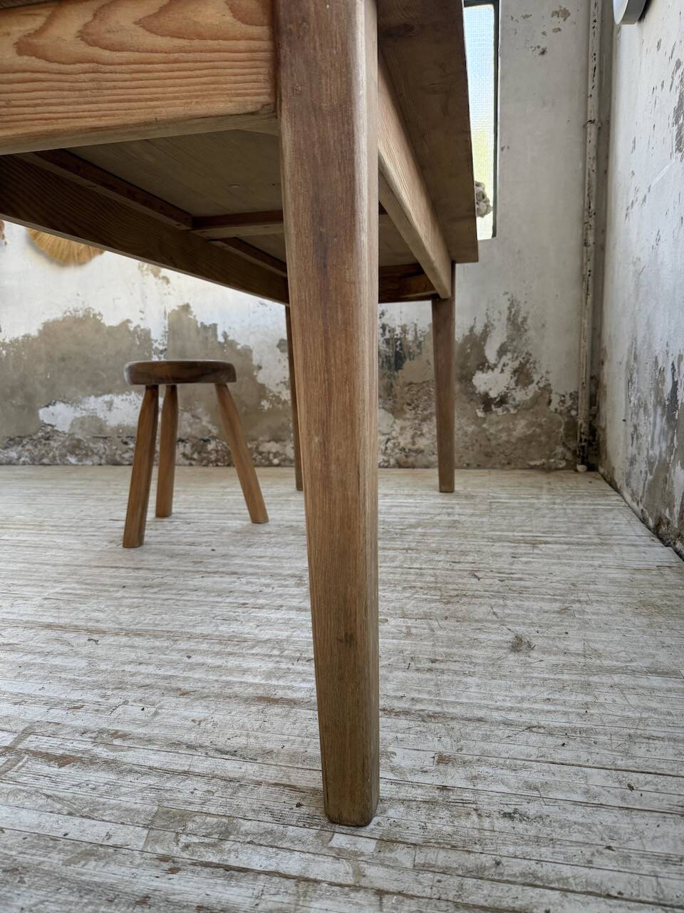 Table de ferme en pin et chêne