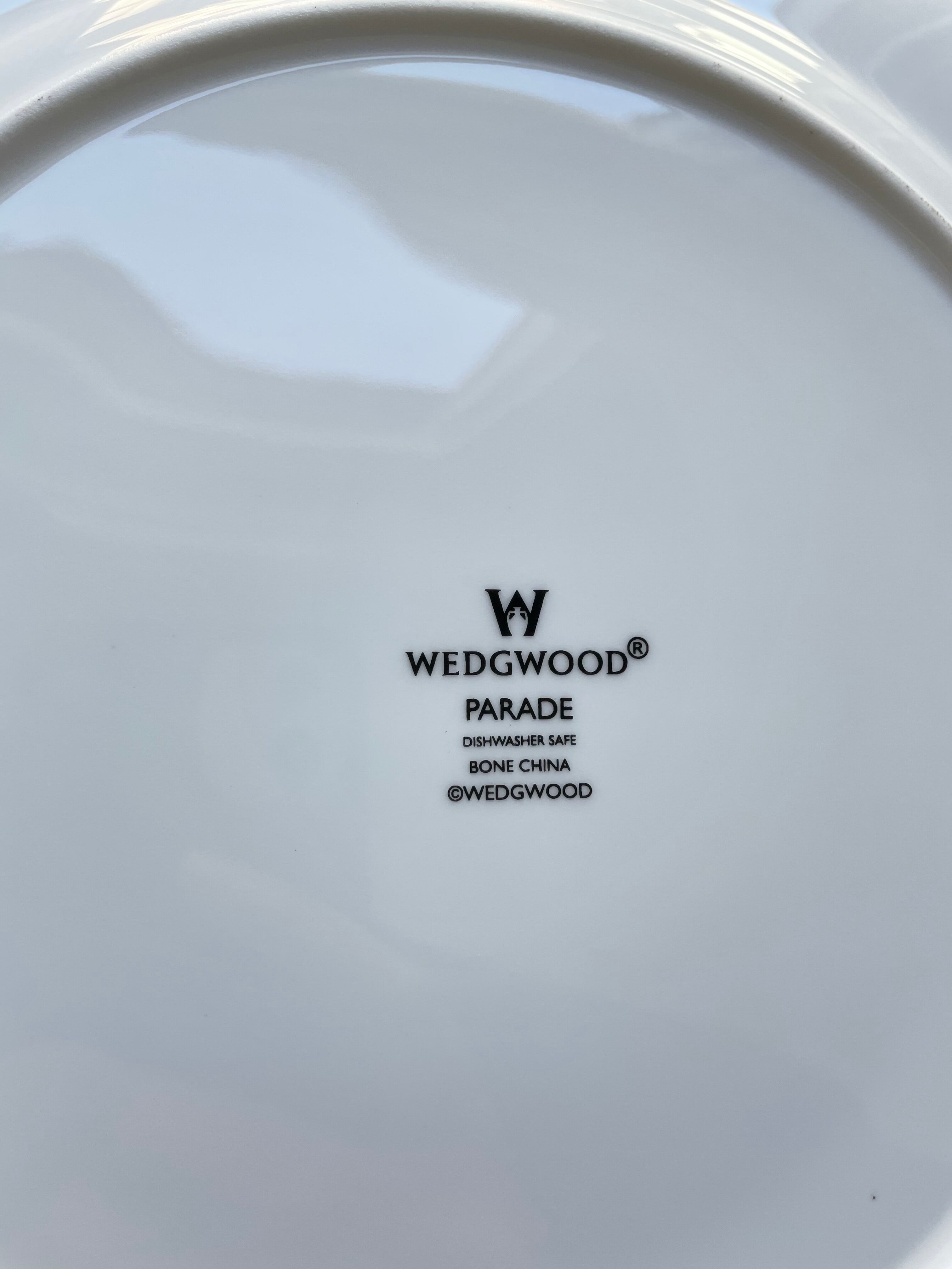 Set of 4 new Parade Wedgwood plates