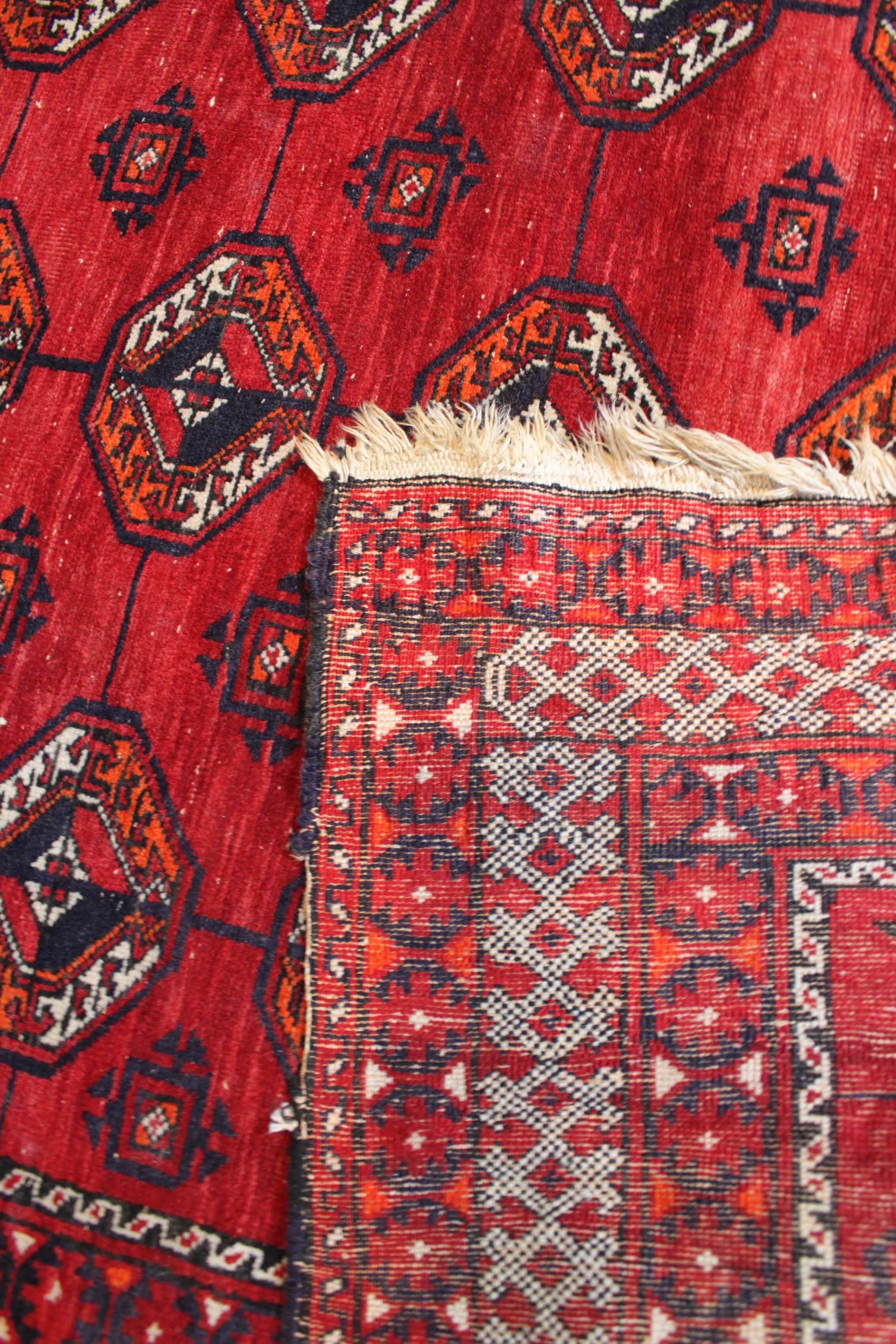 Tekke carpet, Turkmenistan, mid-20th century.