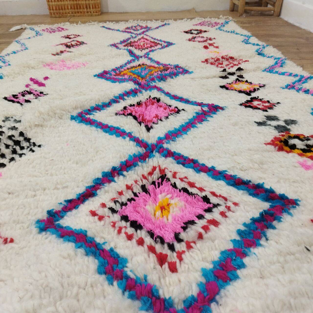 Azilal Berber rug in handmade wool 255 X 153 CM