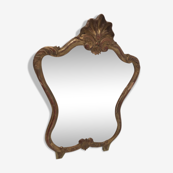 Miroir en bois doré décor coquille Louis XIV