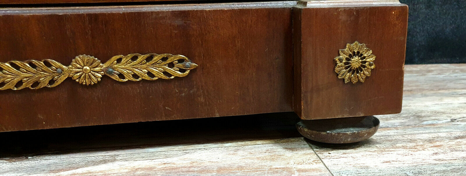 Empire mahogany lounge buffet circa 1900-1920