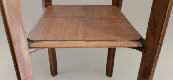 Sellette Art déco sculptée en bois massif et marbre – vers 1930