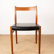 6 Danish chairs in teak and new skai, model 418 Arne Vodder 1960.