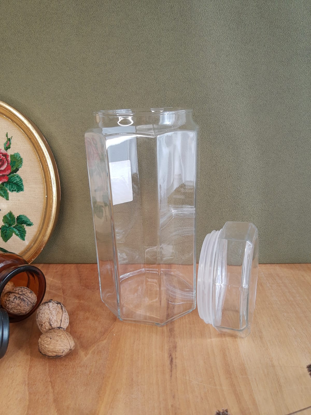 Large octagonal hermetic jar luminarc France vintage