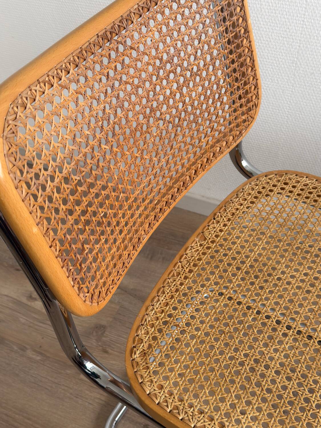 Marcel Breuer Cesca B32 chairs Knoll edition