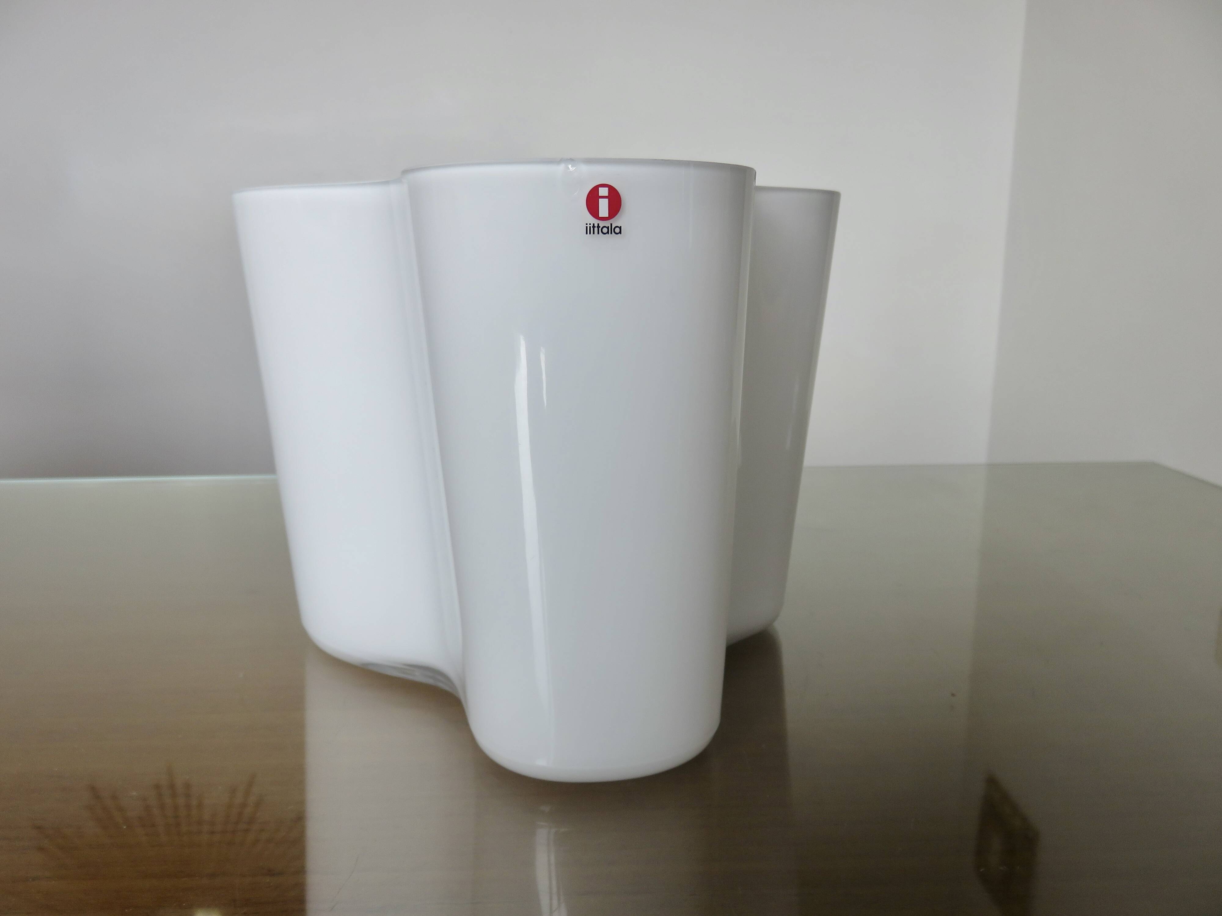 Savoy vase by Alvar Aalto for IITALA, large model