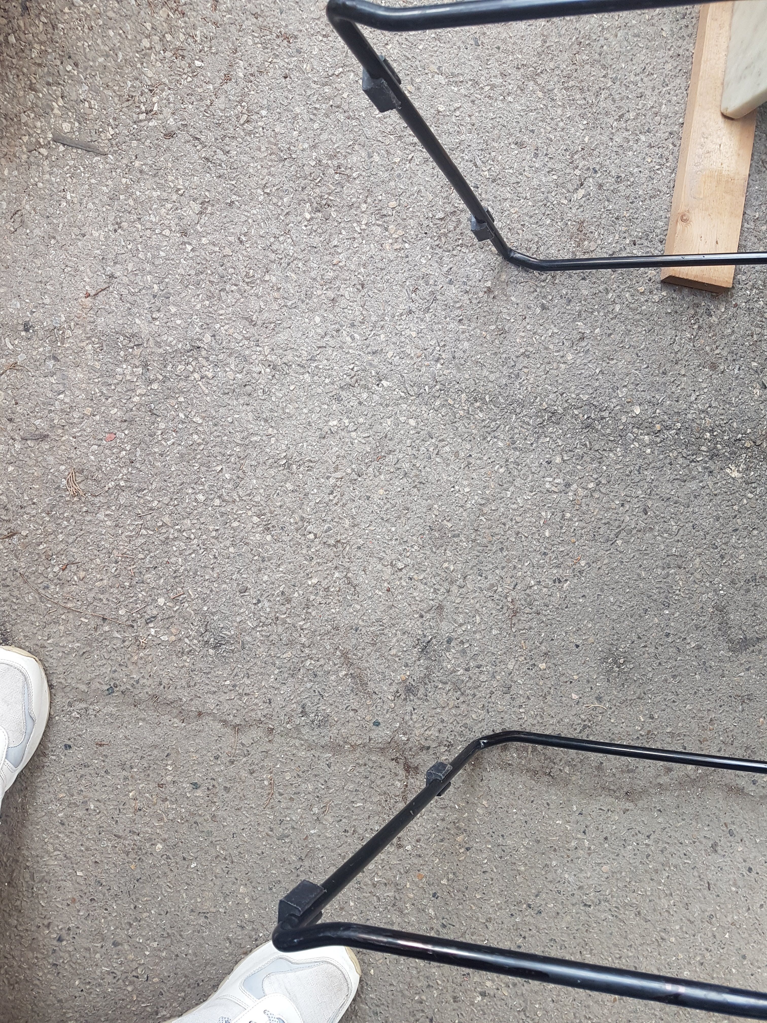 4 chaises  de Giandomenico Belotti