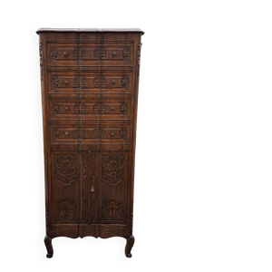 Ancien meuble de rangement