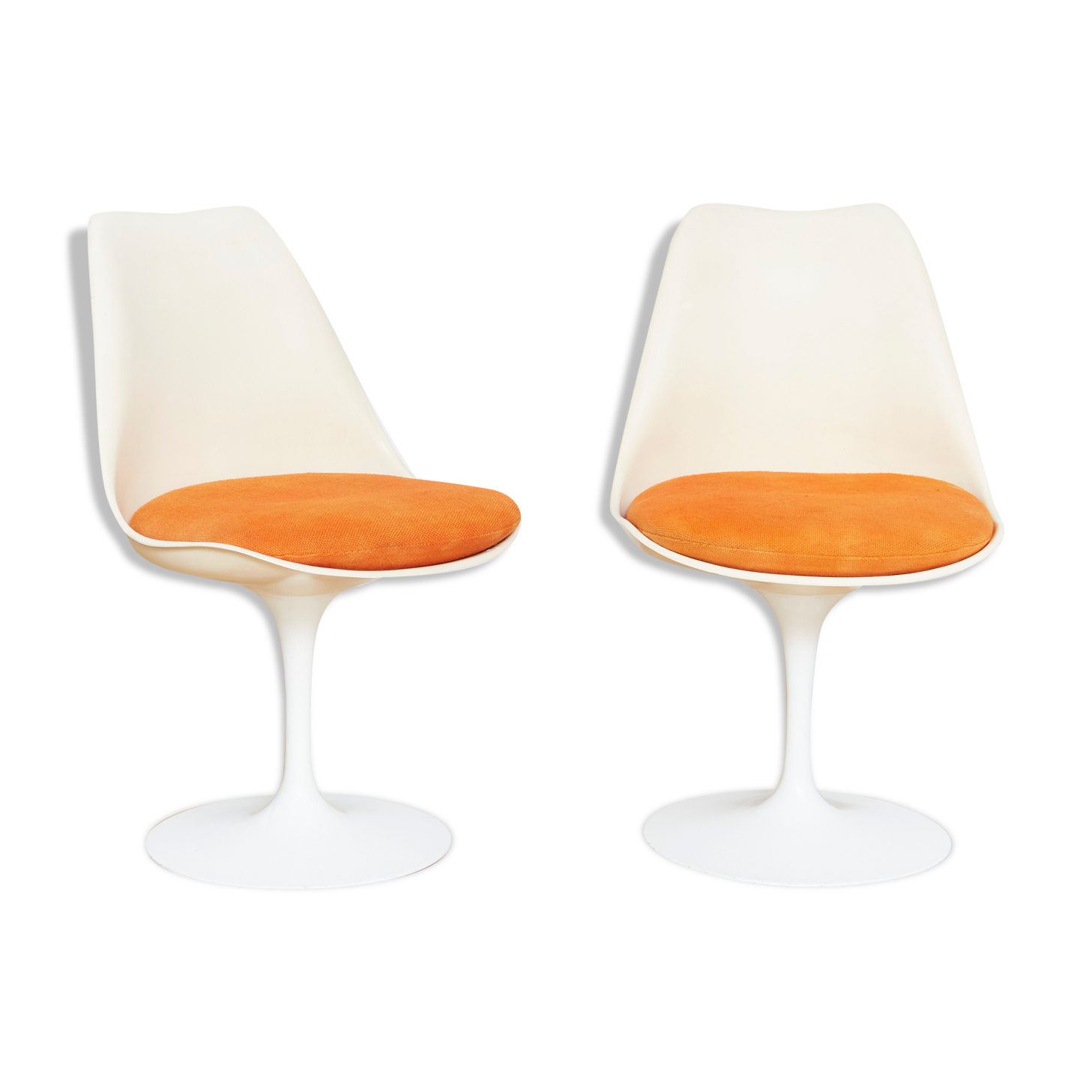 Pair of Eero Saarinen Tulip Chair for Knoll International
