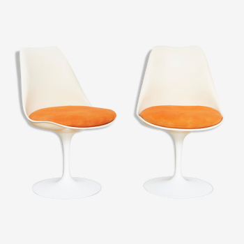 Pair of Eero Saarinen Tulip Chair for Knoll International