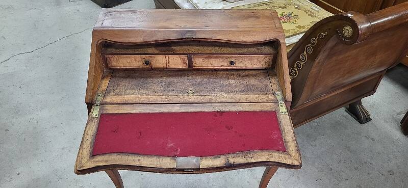 Lady's marquetry secretary