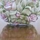Vase en barbotine, décor floral