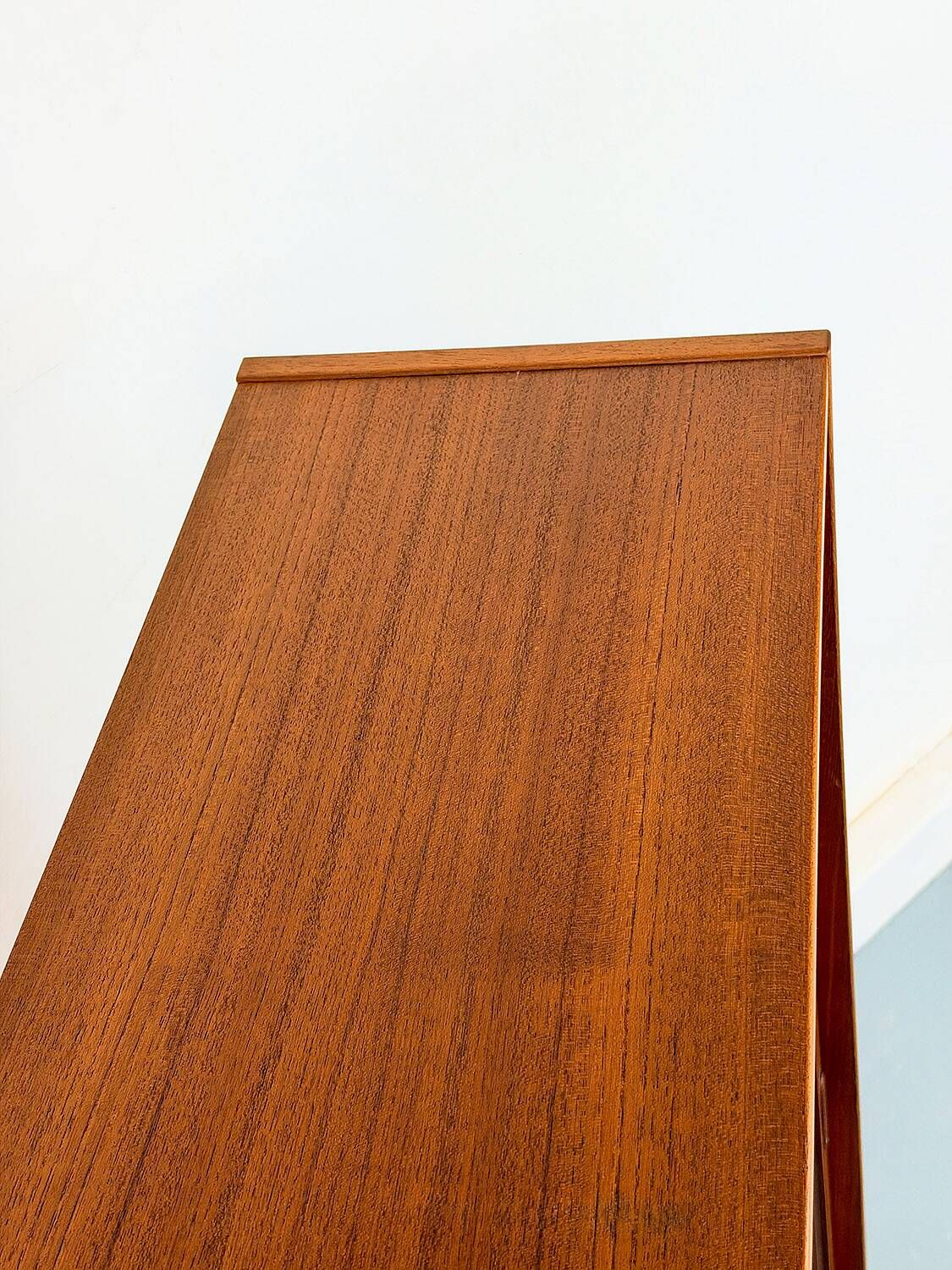 Danish Teak Cabinet with Glass Doors by Carlo Jensen for Hundevad, 1960s