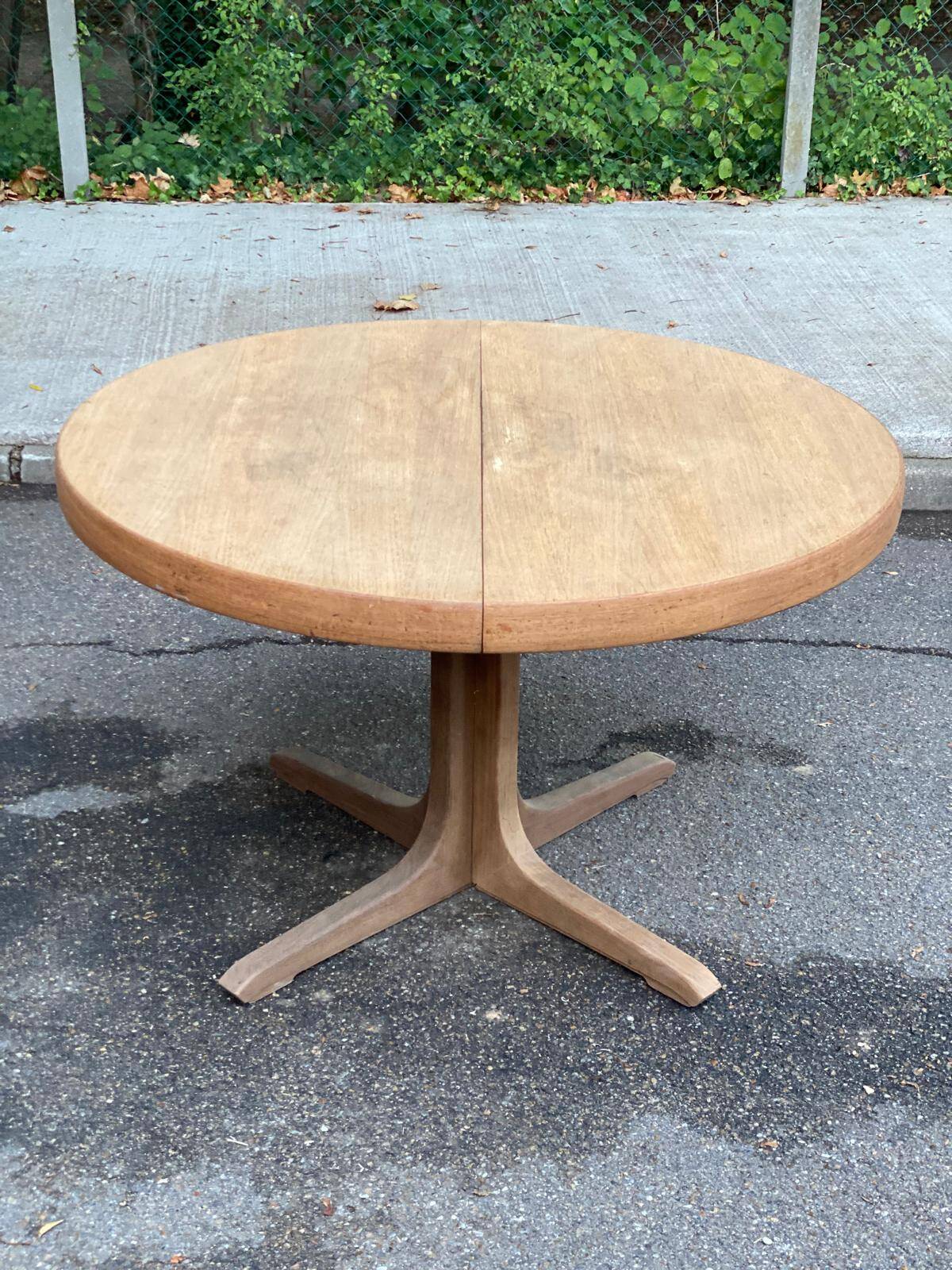 Authentic Scandinavian dining table BAUMANN stripped in teak 1960