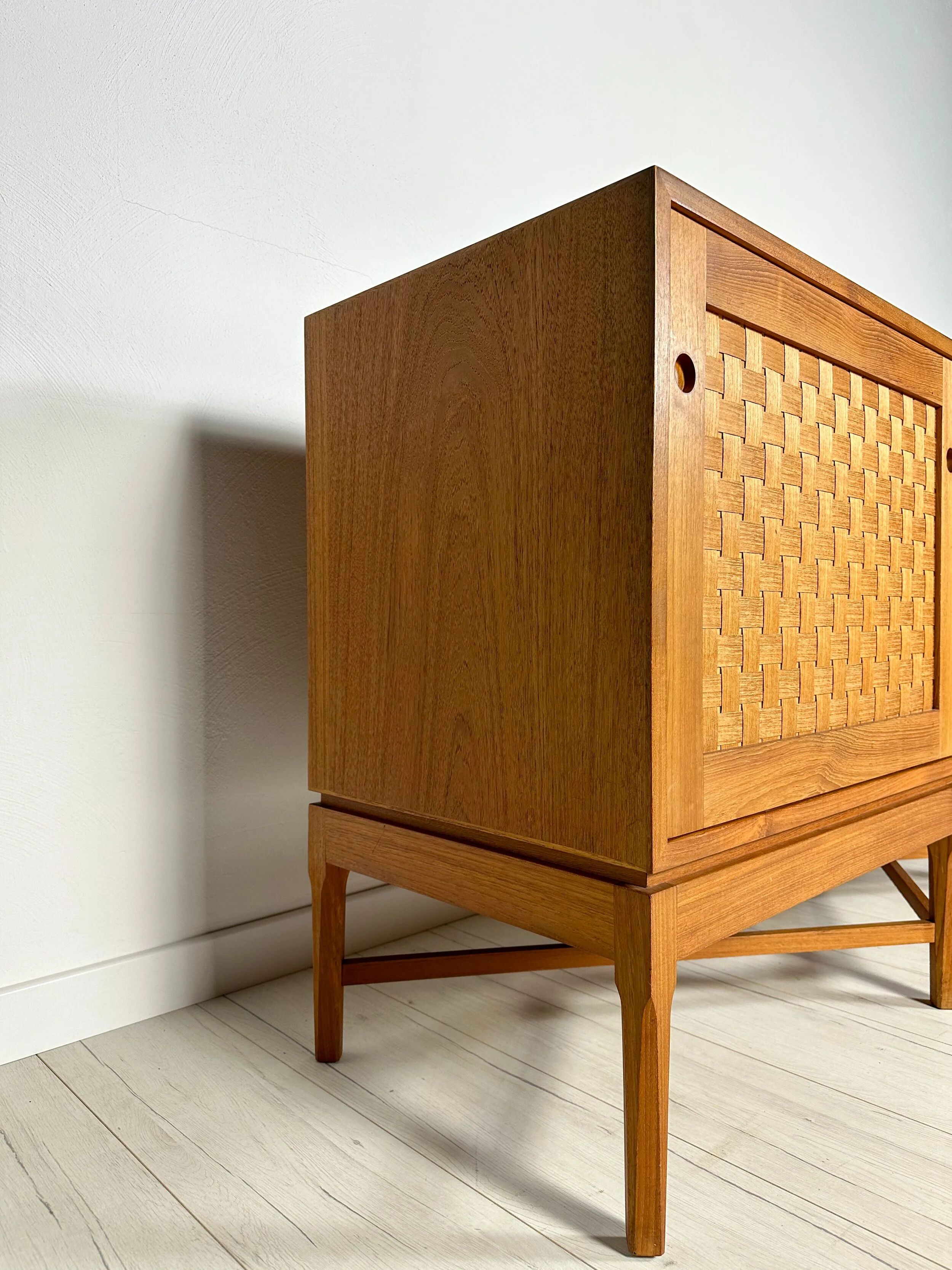 1960s Vintage Danish Teak Sideboard by Ilse & Ove Rix for Uldum Møbelfabrik