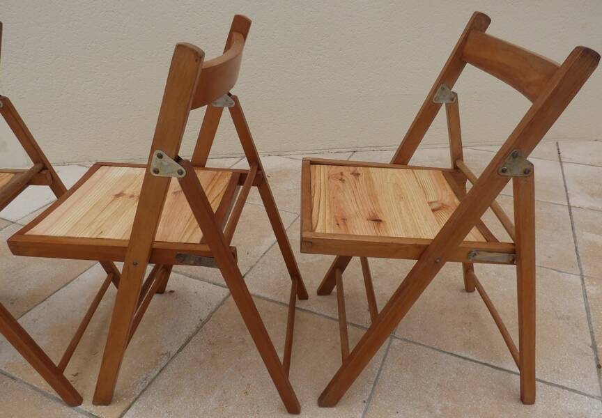 4 vintage varnished wooden chairs, folding tops, fully restored