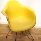 Set of 3 DAR armchairs, Charles & Ray Eames, Vitra