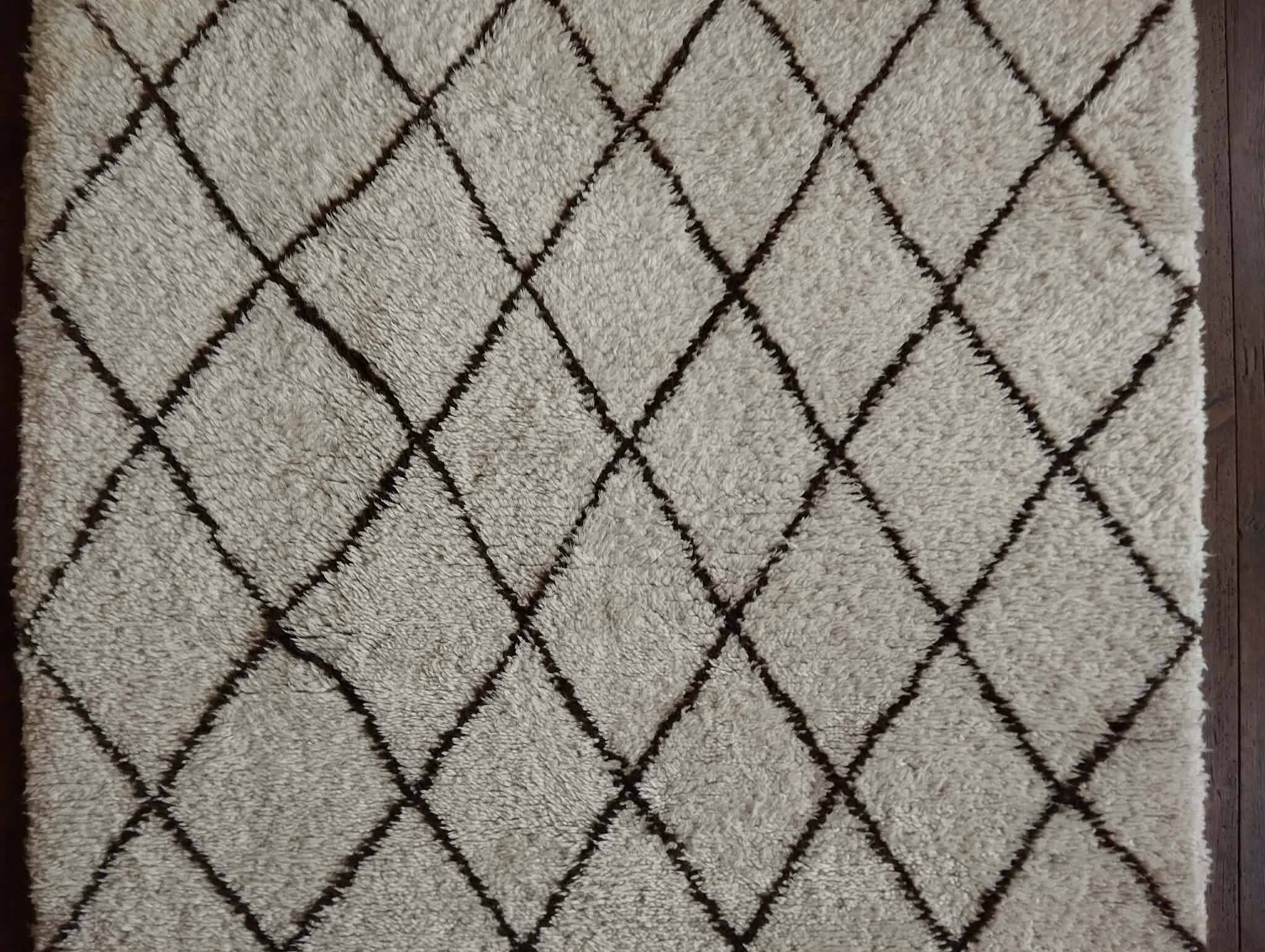 Handmade Beni Ouarain rug 150x100cm