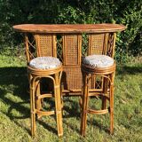 Rattan and cannage bar and 2 stools
