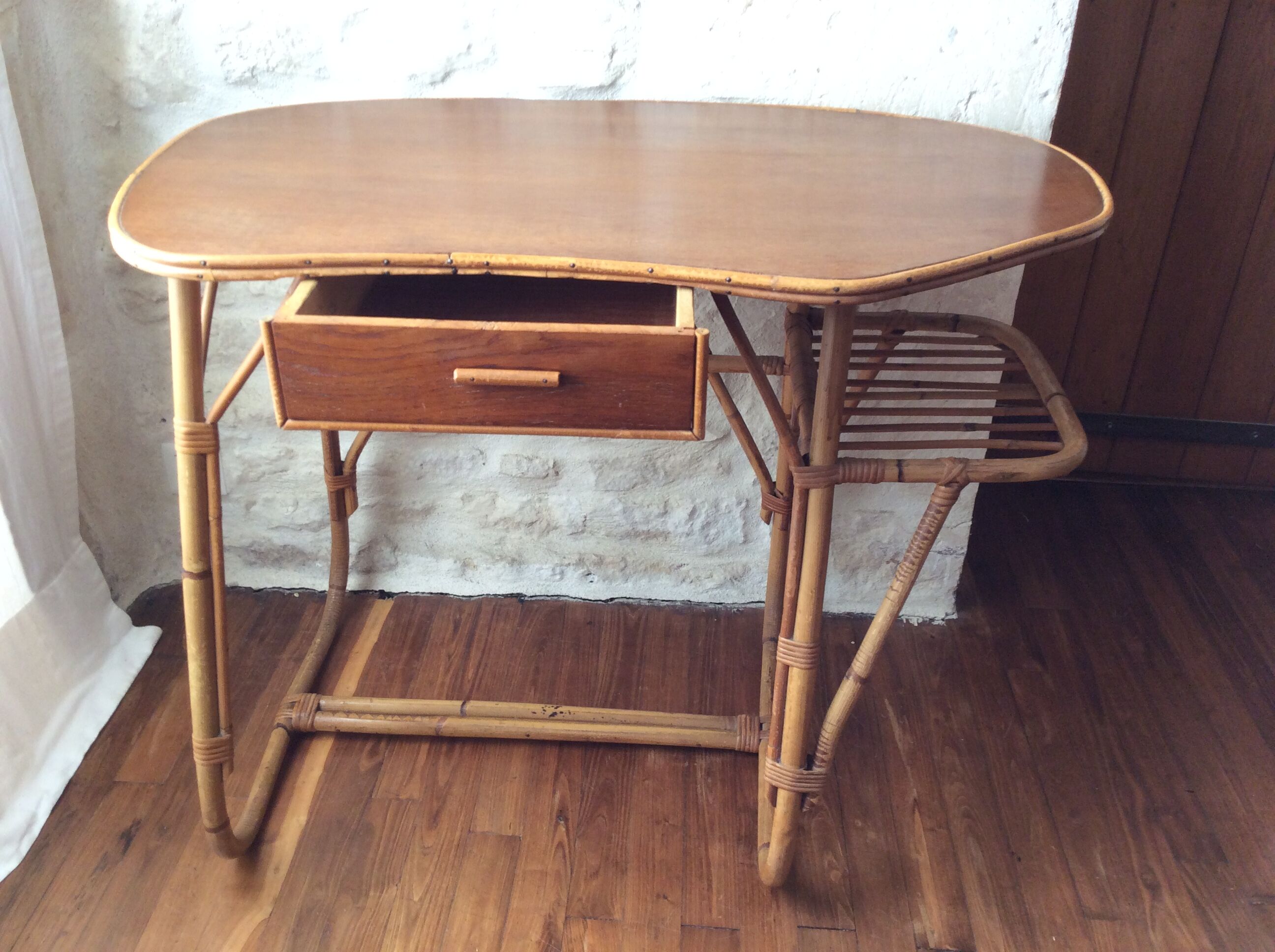 Bureau et chaise enfant rotin
