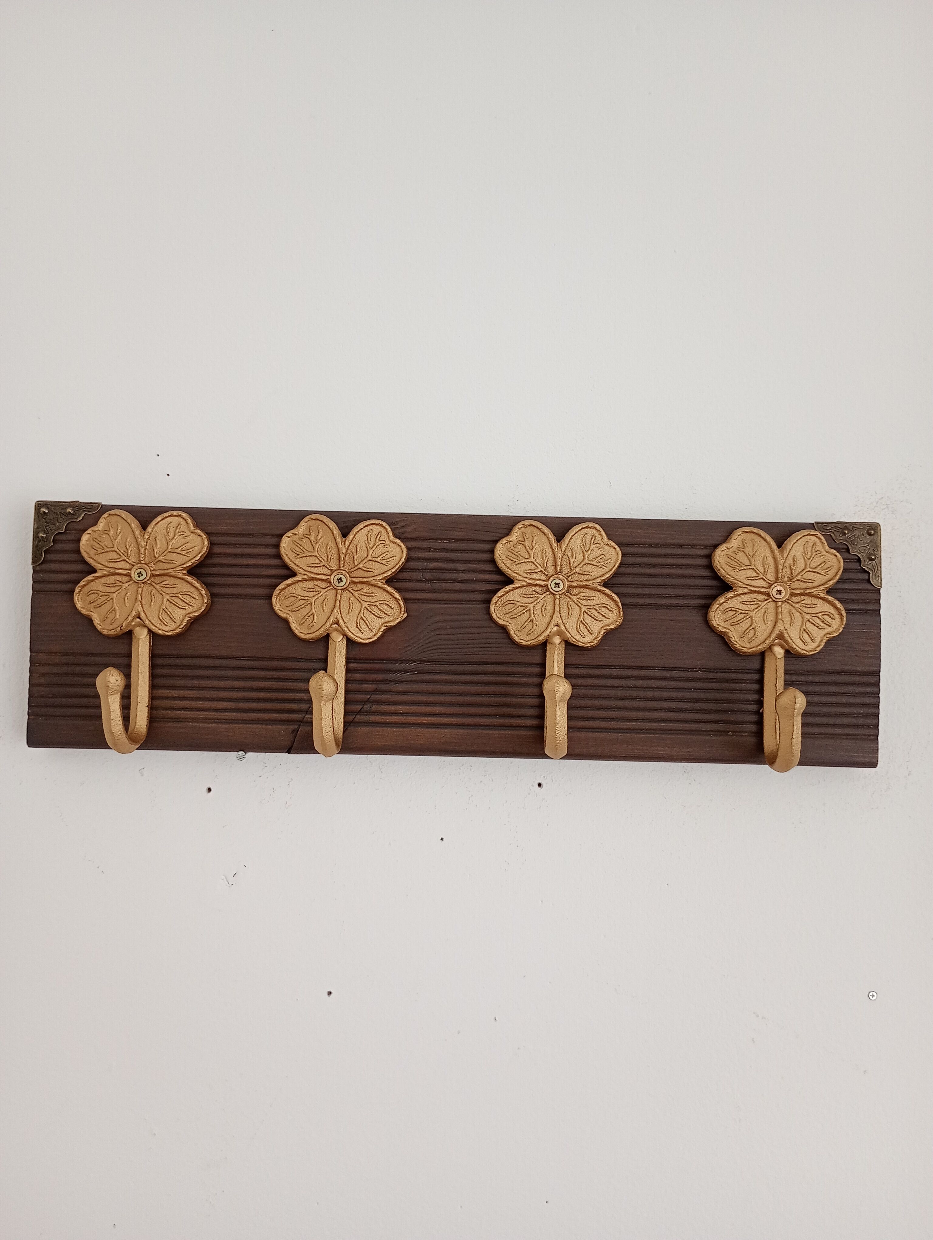Vintage-style wall coat rack – 4 golden cast iron hooks – 40 cm