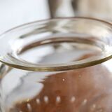 Blown glass vase with controlled bubbles