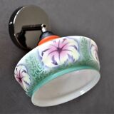 Vintage hinged wall lamp, opaline glass and country décor