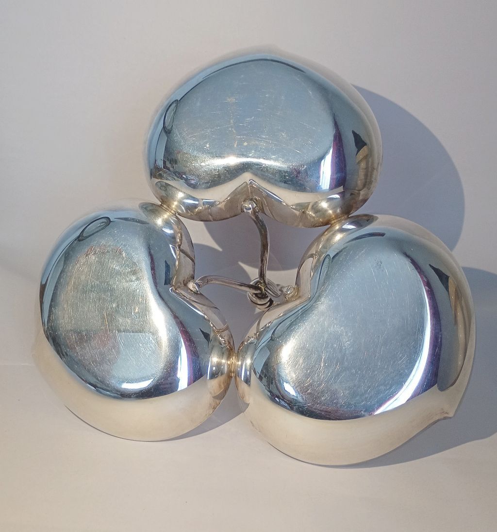 Sterling Silver (925) 3 Water Lily Leaves Centrepiece 422 grams