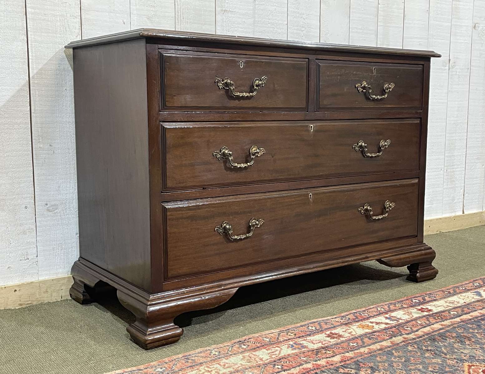 Early 20th century English mahogany chest of drawers
